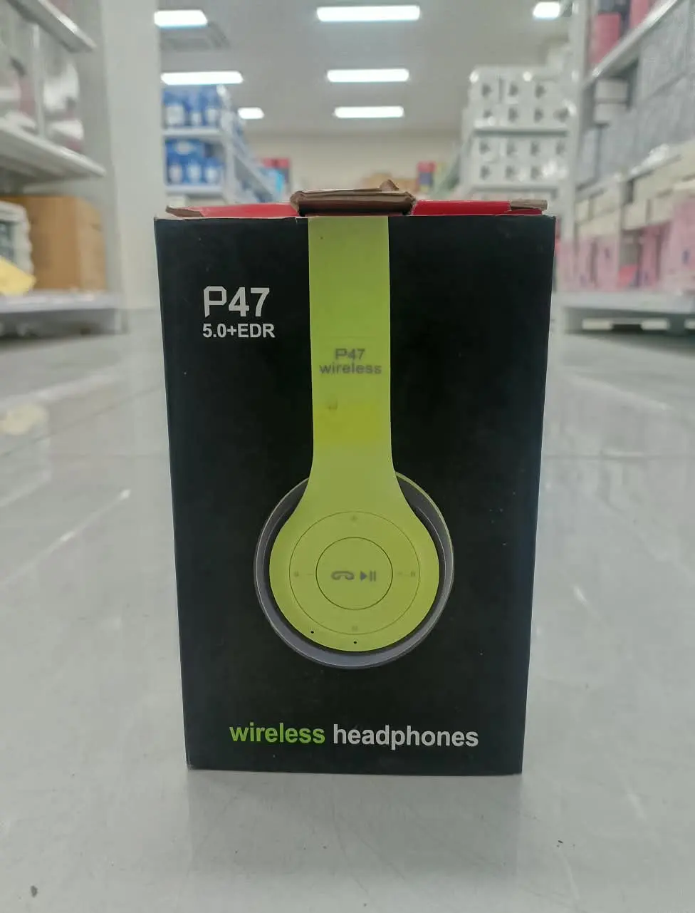 AURICULARES P47