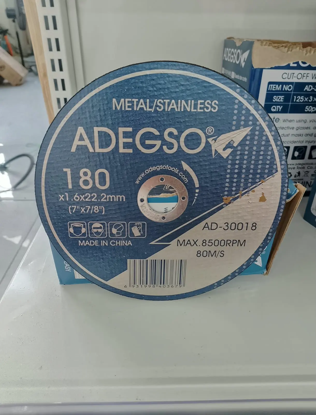 Disco de corte para metal de 180 mm ADEGSO AD-30018